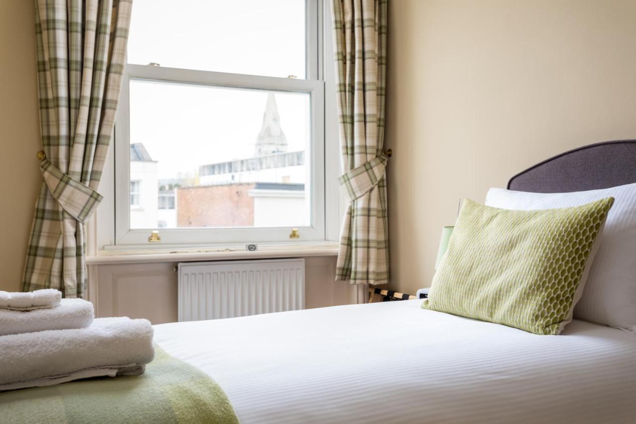 Crossways Guest House Cheltenham Exteriör bild